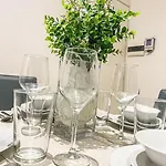 Earthly Escape 7 - Sliema Strand, Apartamento *